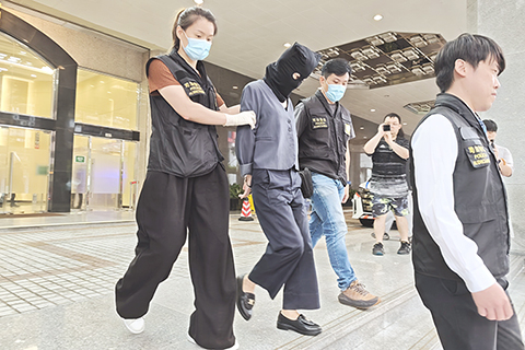 ◎ 本澳女子涉不法匯兌被拘。