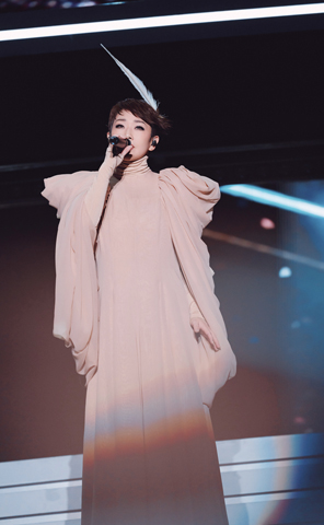 ◎ 林憶蓮在深圳深情獻聲。