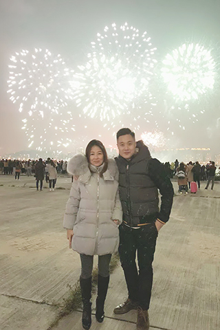 ◎ 司徒子竣與母親林美一將生意升華。