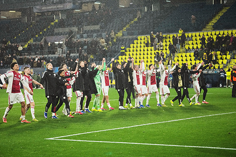 ◎ 歐冠阿積士客戰二比一打敗維拉利爾。(美聯社)