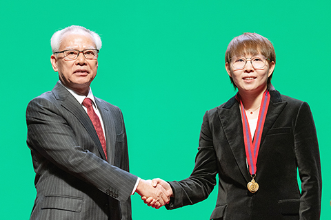 ◎ 體育功績勳章:朱雨玲。