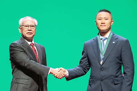 ◎ 勞績獎章:戴錦源。