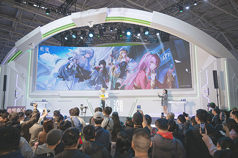 ◎ 這是一月卅一日拍攝的台北國際電玩展上的《鳴潮》展台。(新華社發)