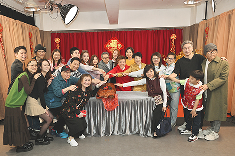 ◎ 環星娛樂開市,群星雲集。