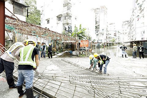 ◎ 政府跨部門行動收回澳門田畔街一幅國有土地。