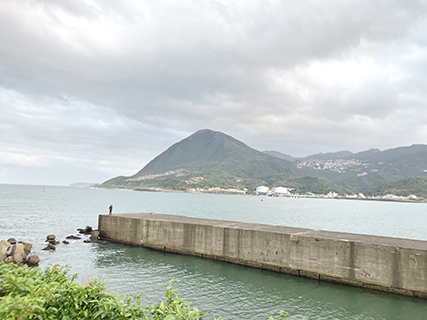在海天步道遠眺酋長岩