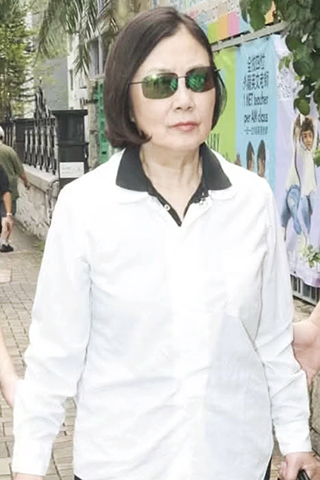 ◎ 汪明荃出席送別鍾景輝。